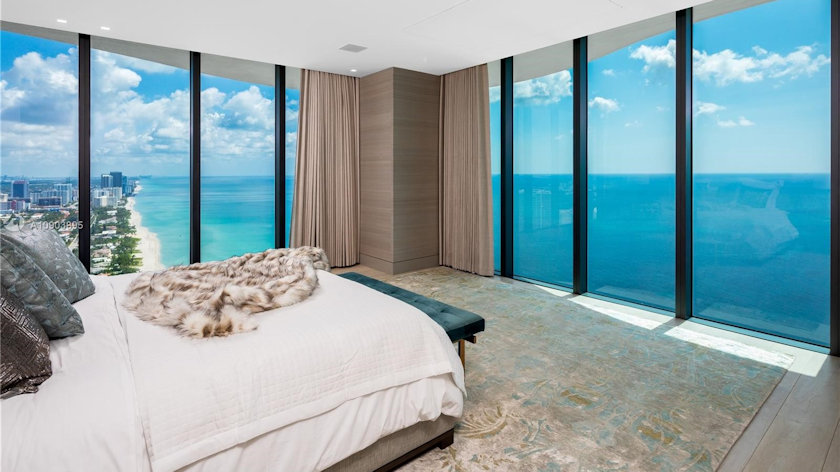 Stunning 3 Level Miami Beach Penthouse On The Market 32 Million